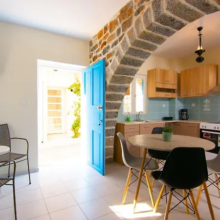 Lilas Traditional Maisonette * Elounda (Crete)